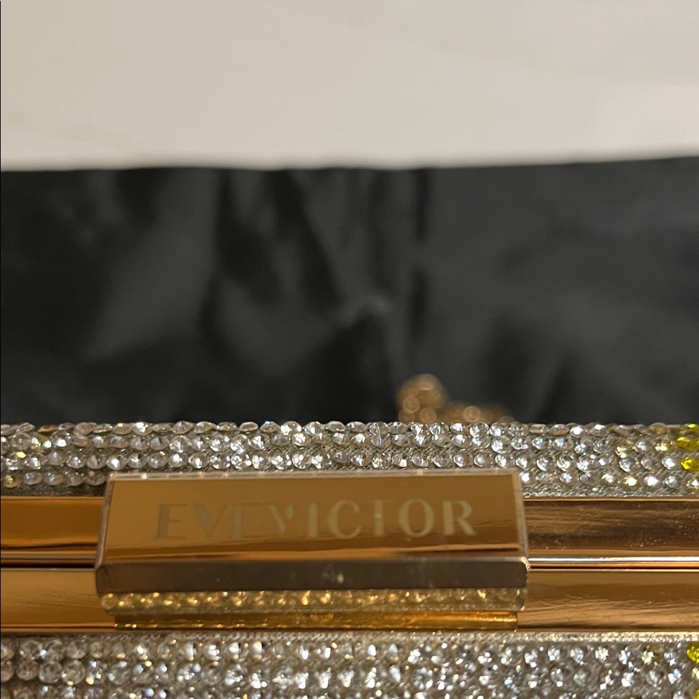 EVEVICTOR  Watermelon Slice Shape Crystal Clutch - Picture 6 of 14